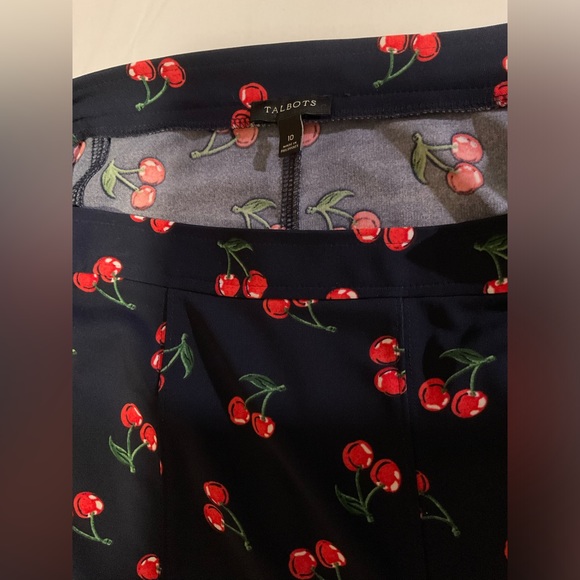 Talbots Cherry Print Flare Skirt, Size 10, Navy Blue Red Side Zip A Line - Picture 5 of 6